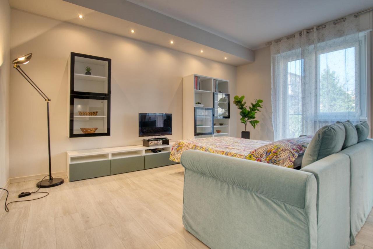 Caseospitali - Casa Janas, Elegante Trilocale Per 5 In Zona Centrale Mediolan Zewnętrze zdjęcie